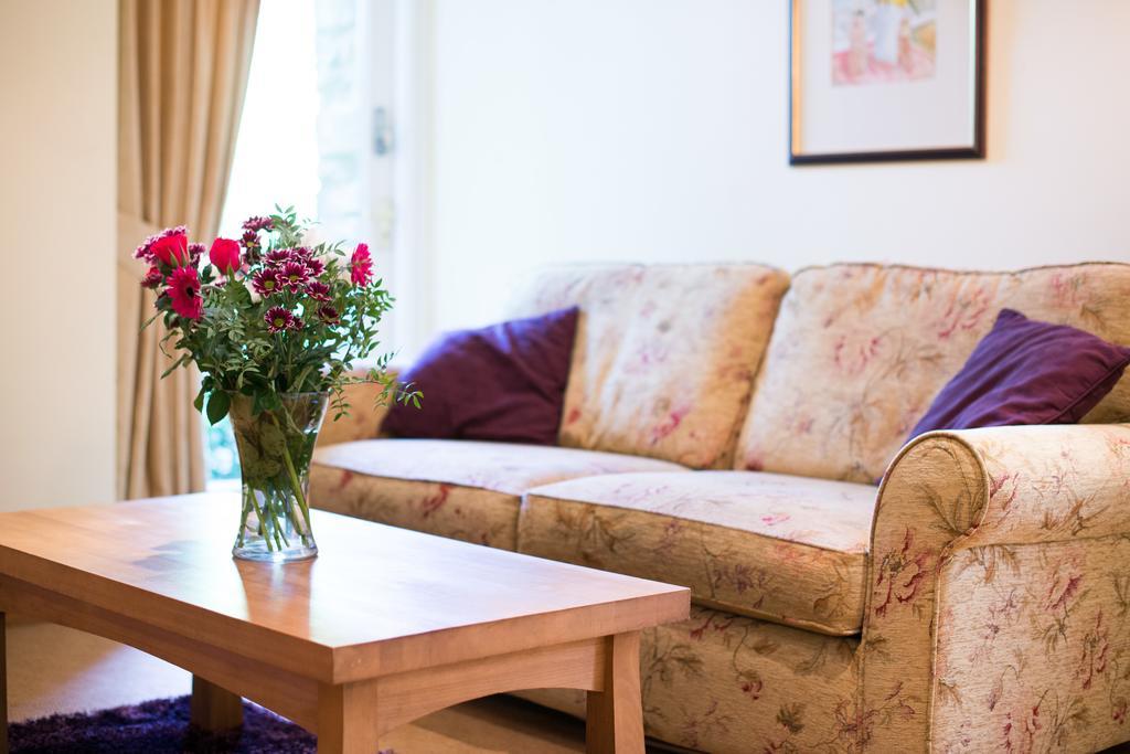 Wolfen Mill Villa Chipping Екстериор снимка