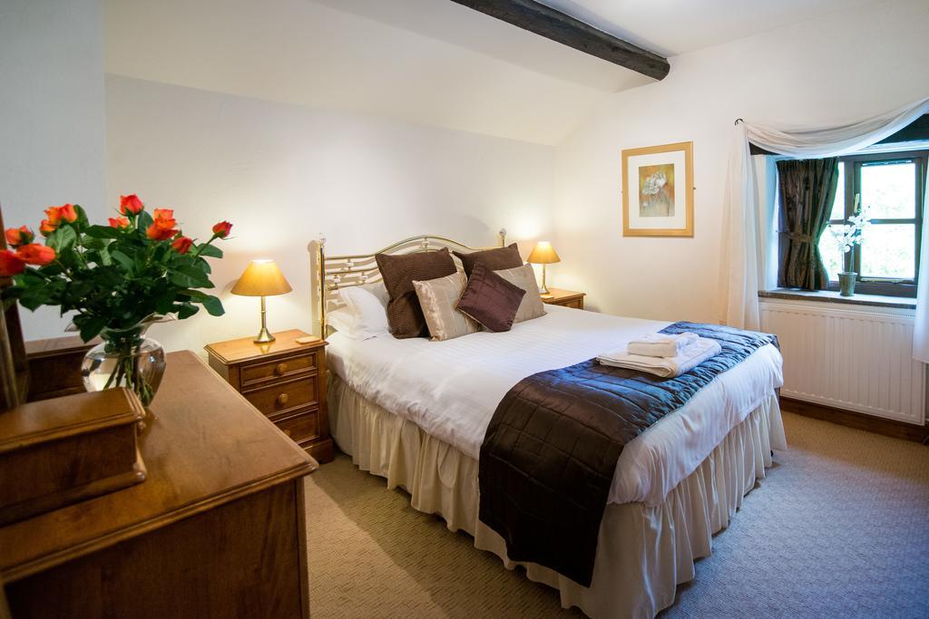 Wolfen Mill Villa Chipping Екстериор снимка