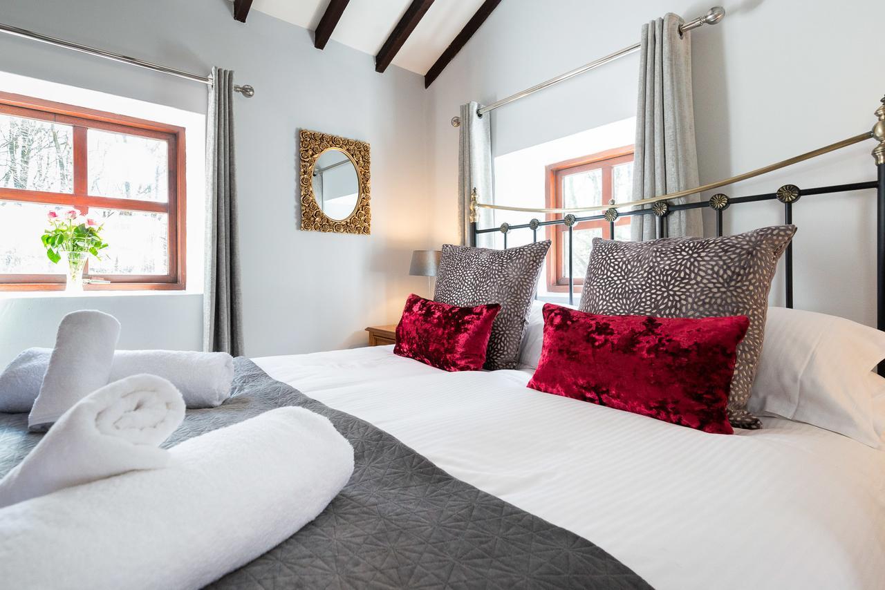 Wolfen Mill Villa Chipping Екстериор снимка