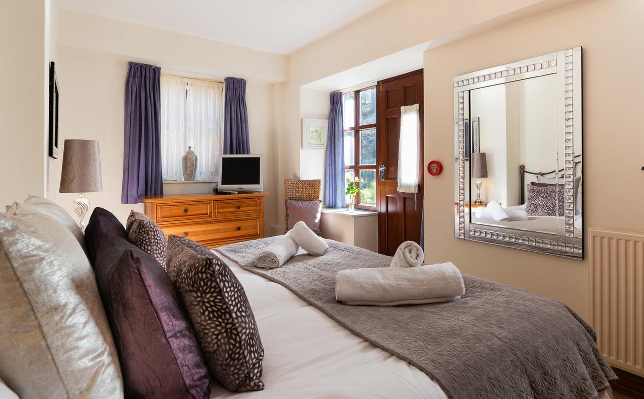 Wolfen Mill Villa Chipping Екстериор снимка