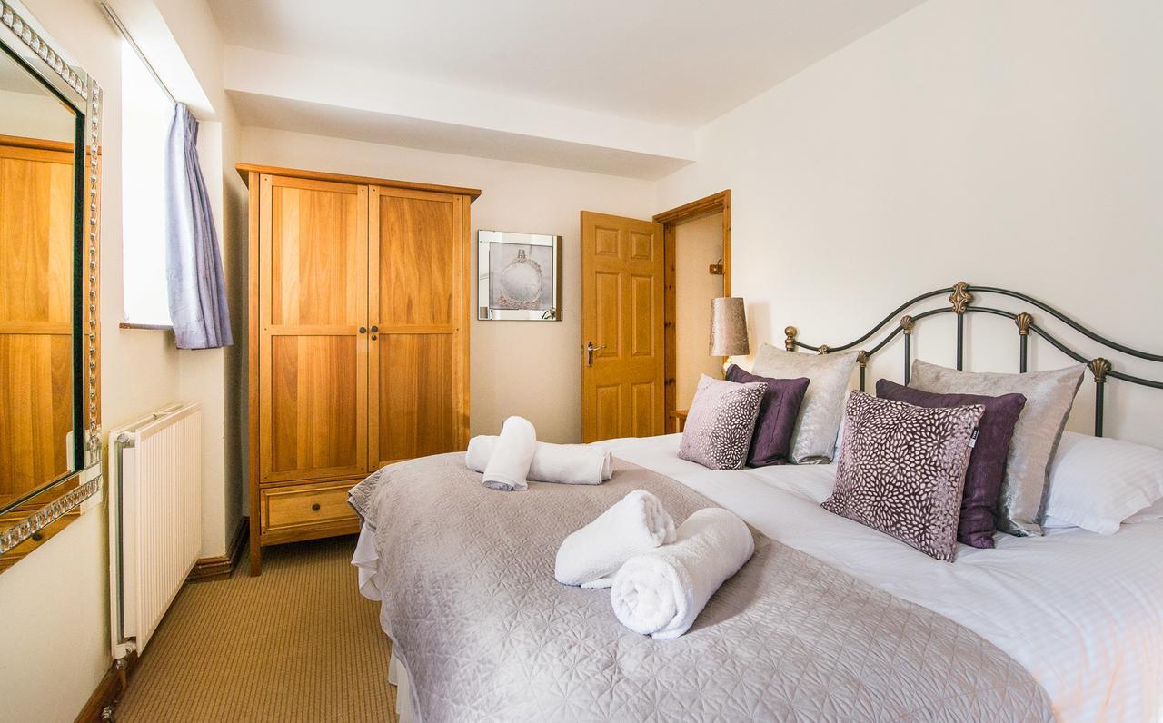 Wolfen Mill Villa Chipping Екстериор снимка