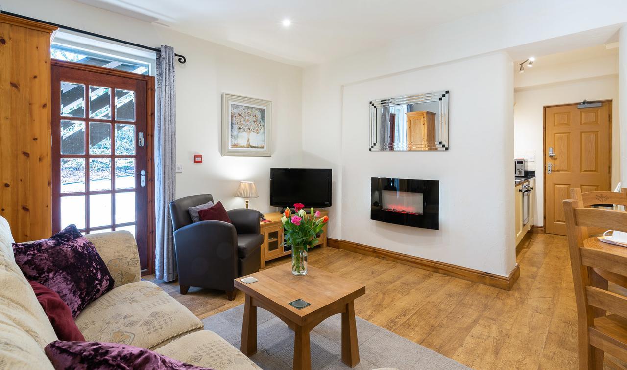 Wolfen Mill Villa Chipping Екстериор снимка