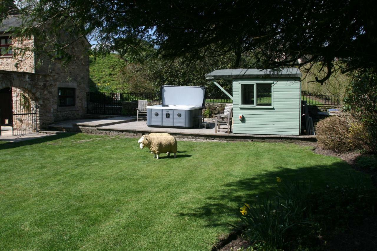 Wolfen Mill Villa Chipping Екстериор снимка